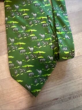 Brooks Brothers Green Zebra-Print Tree Silk Tie